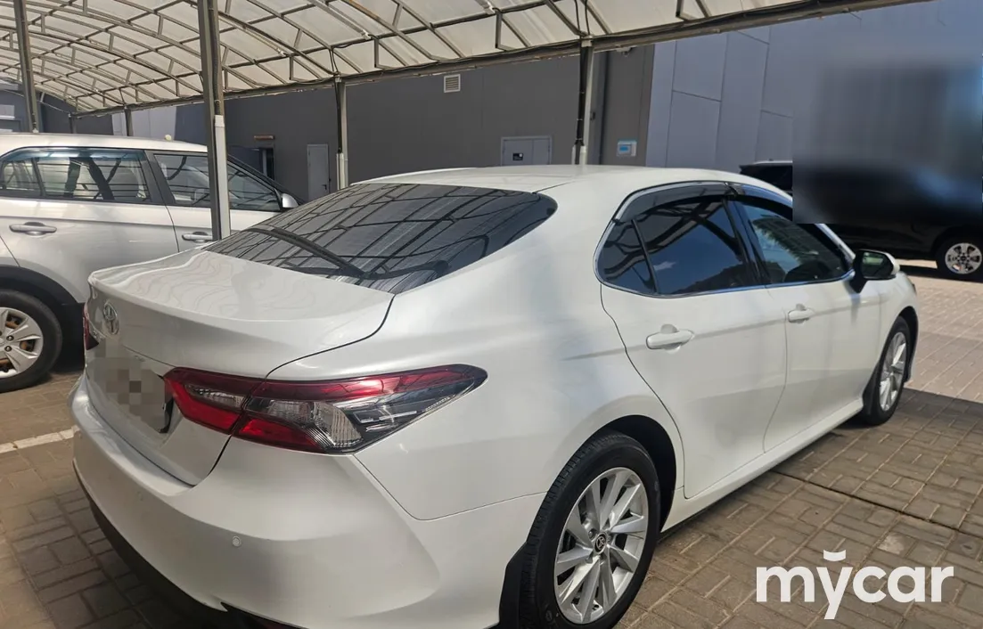 Toyota Camry 2023