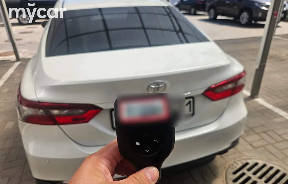 Toyota Camry 2023
