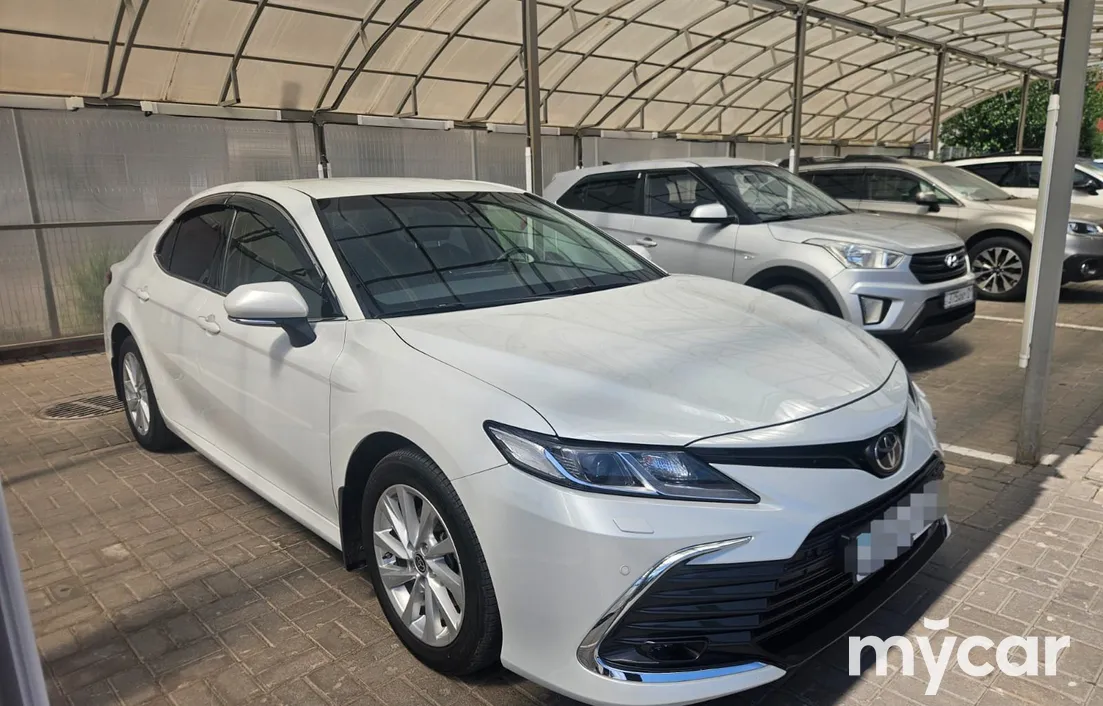 Toyota Camry 2023