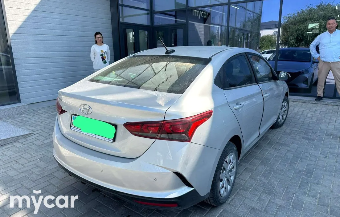 Hyundai Accent 2021