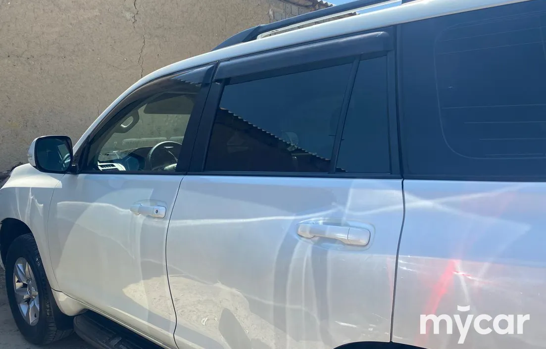 Toyota Land Cruiser Prado 2019