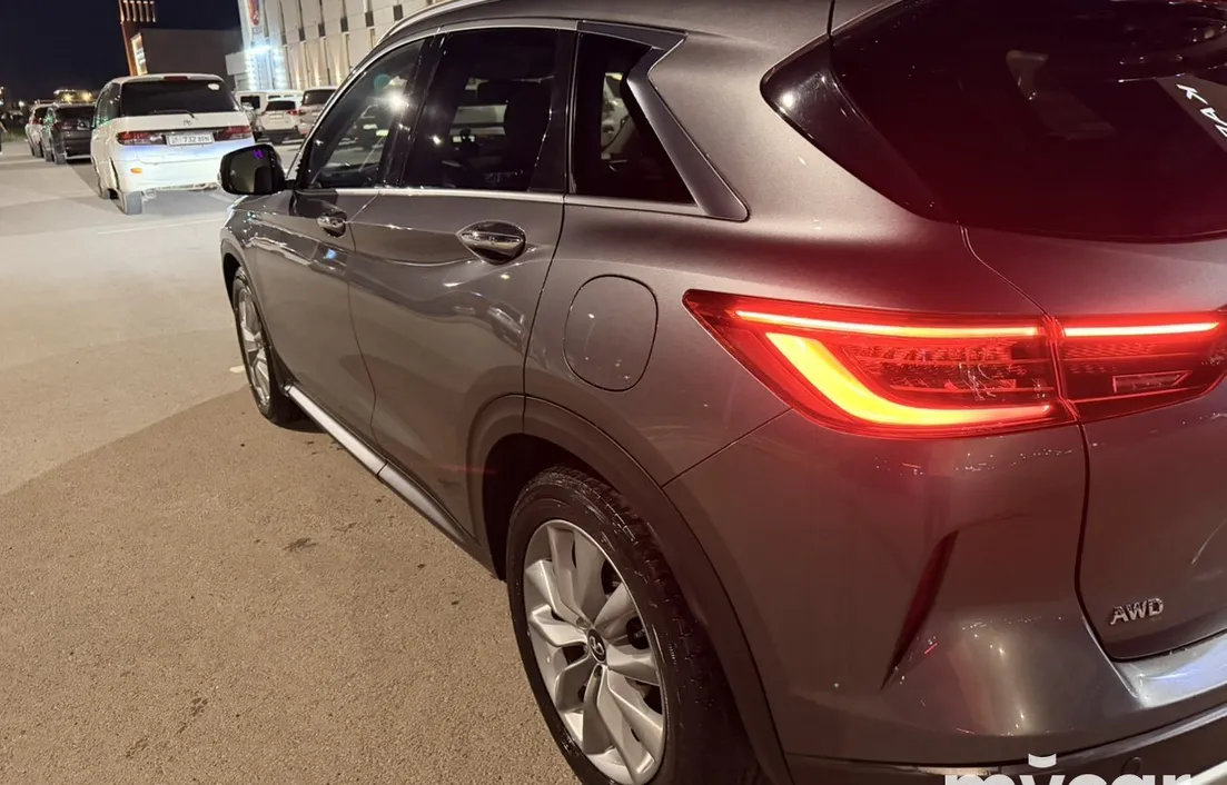Infiniti QX50 2021