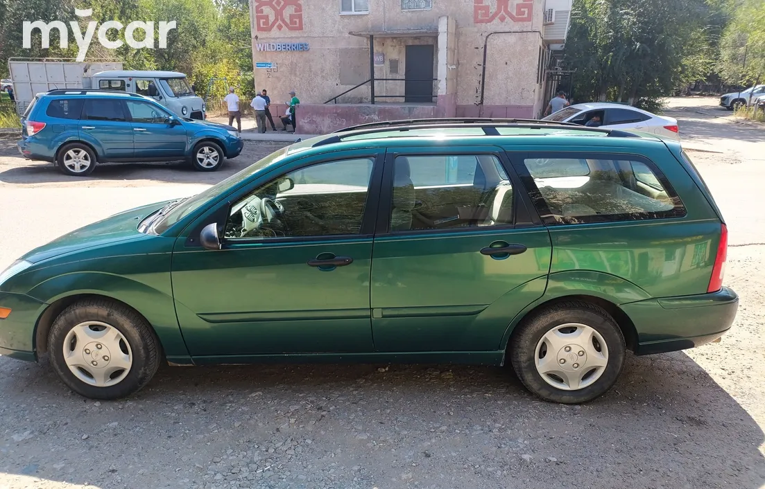 Ford Focus 2000