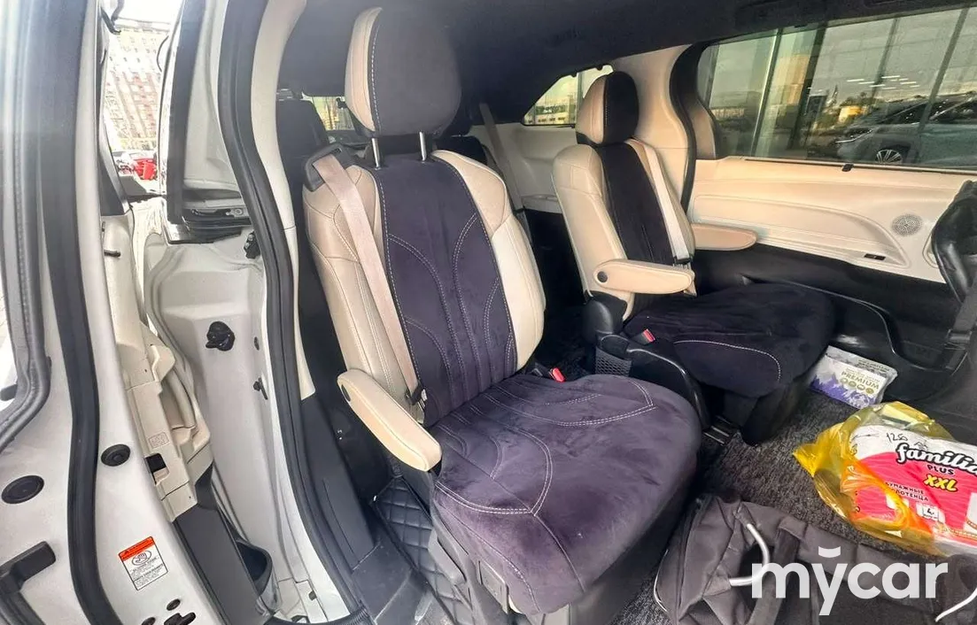 Toyota Sienna 2022