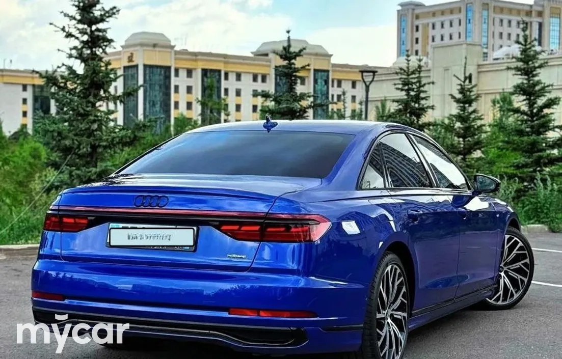 Audi A8 2023