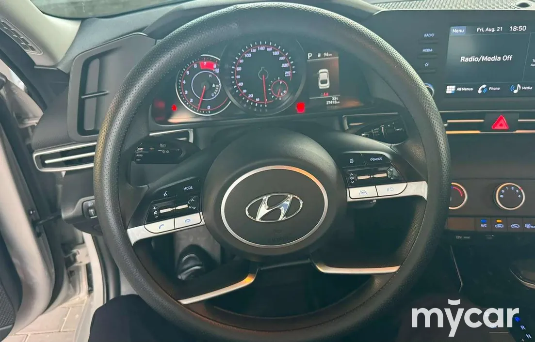 Hyundai Avante 2022