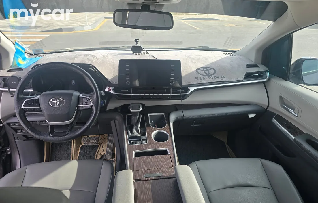 Toyota Sienna 2020
