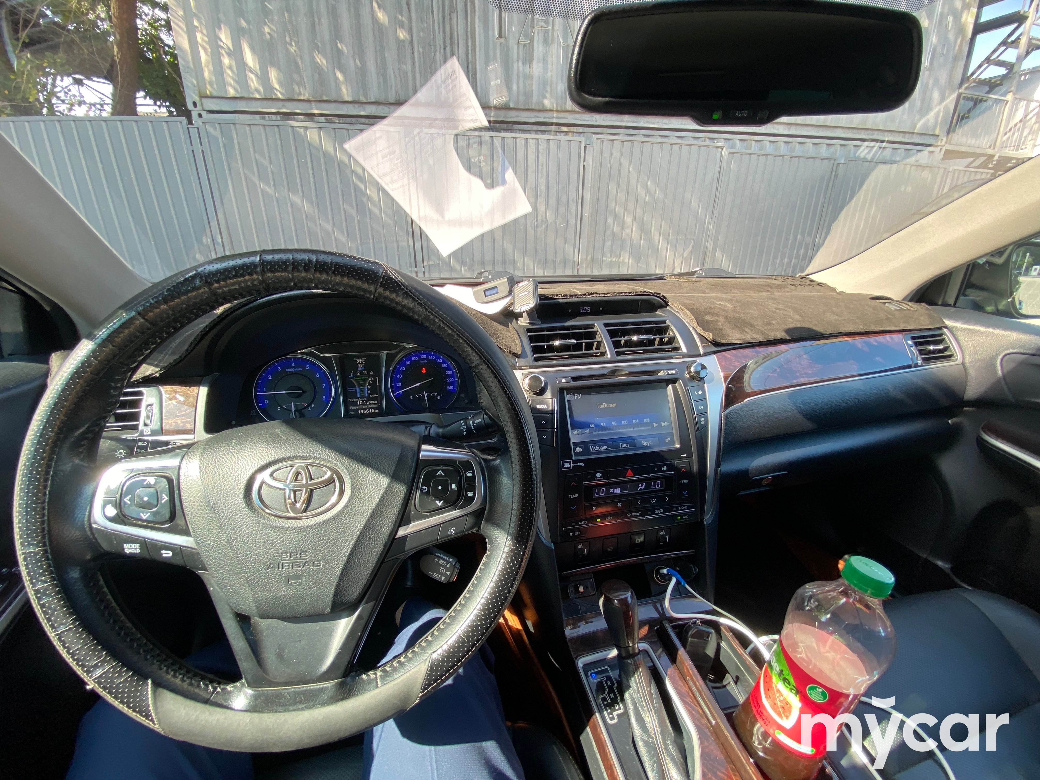 Toyota Camry 2017