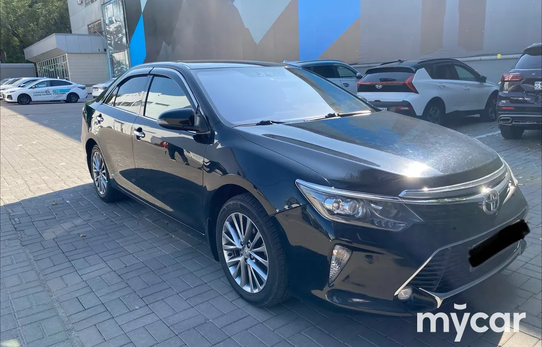 Toyota Camry 2017