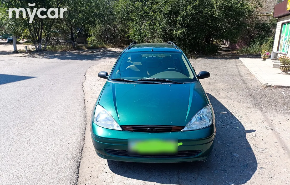 Ford Focus 2000