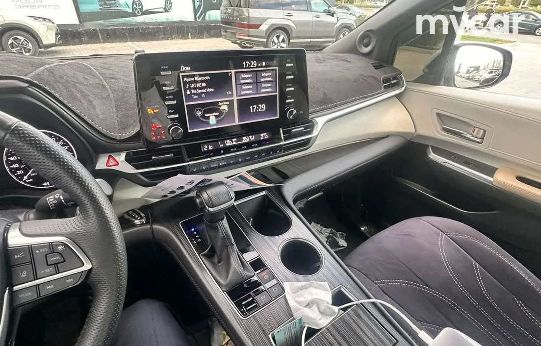 Toyota Sienna 2022