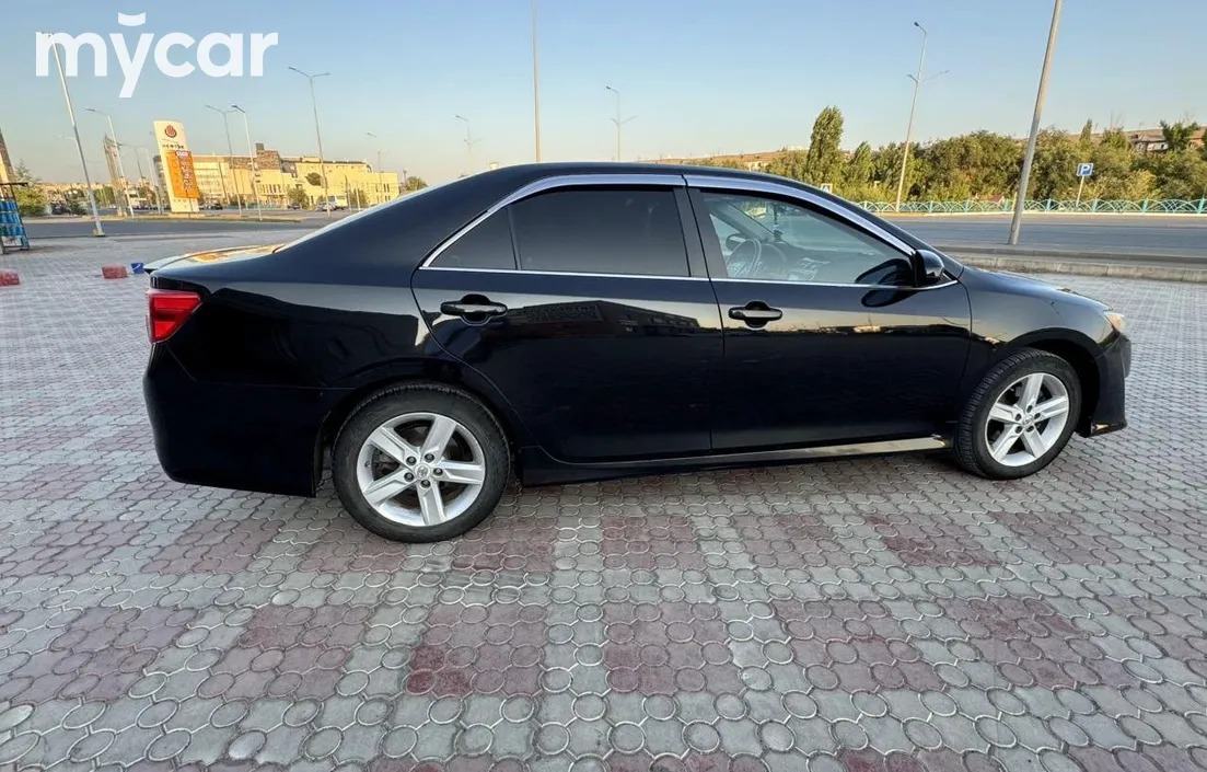 Toyota Camry 2012