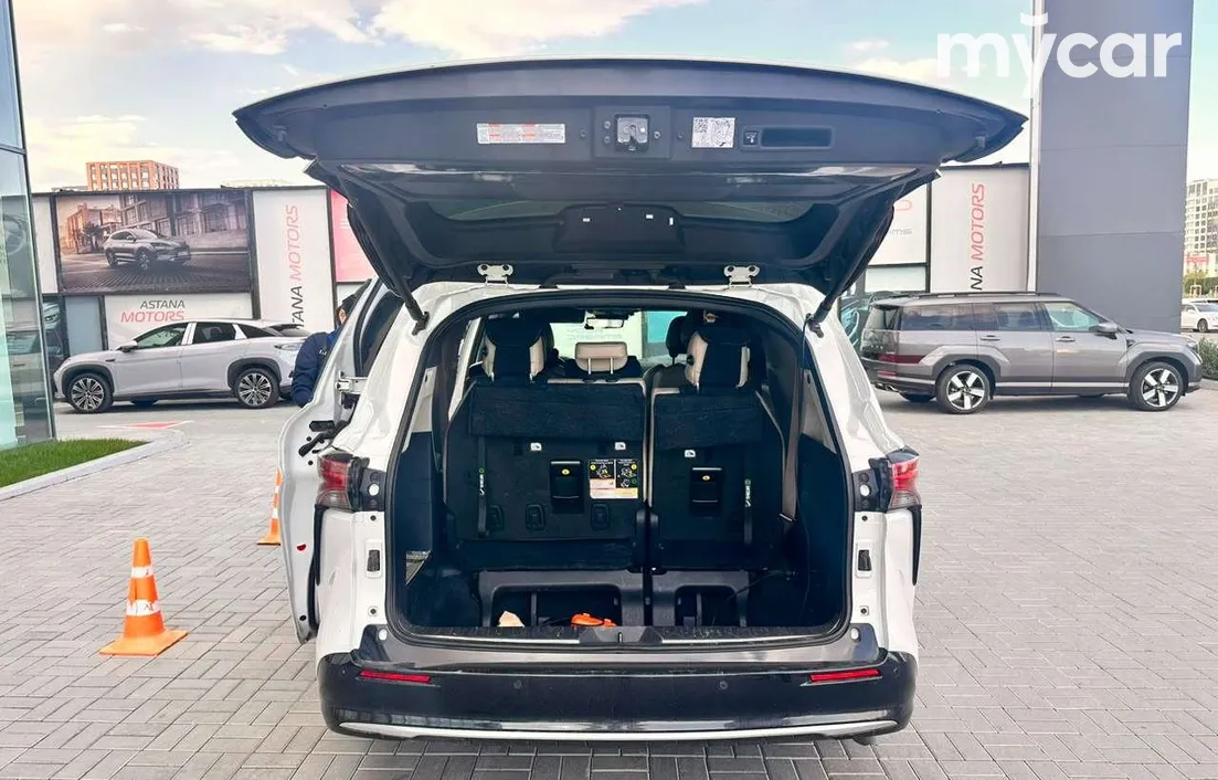 Toyota Sienna 2022