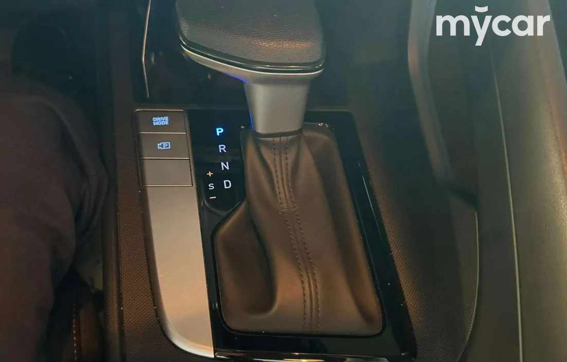 Hyundai Avante 2022