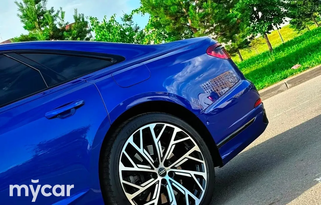Audi A8 2023