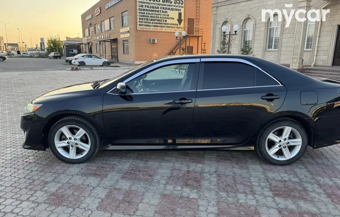 Toyota Camry 2012