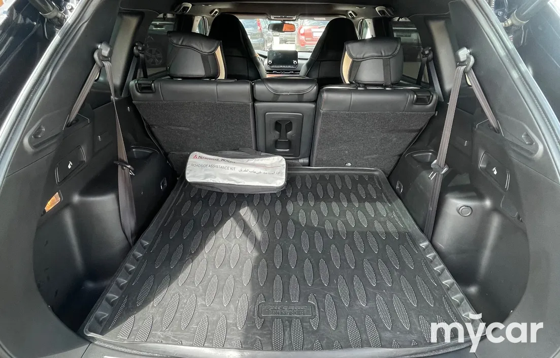 Mitsubishi Outlander 2023