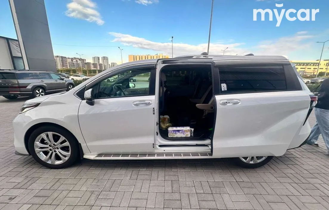 Toyota Sienna 2022