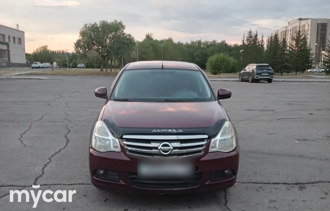 Nissan Almera 2014