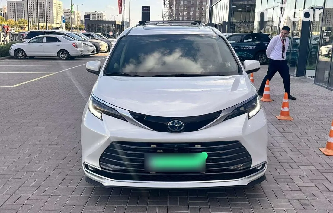 Toyota Sienna 2022