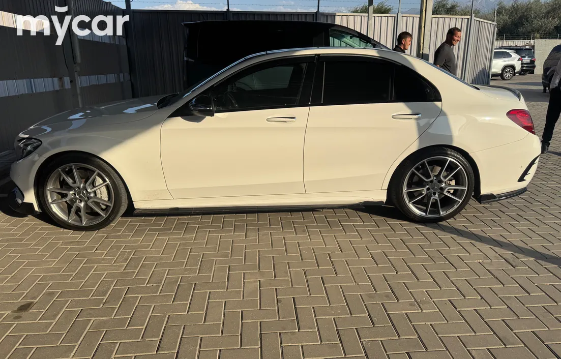 Mercedes-Benz C-Класс 2016