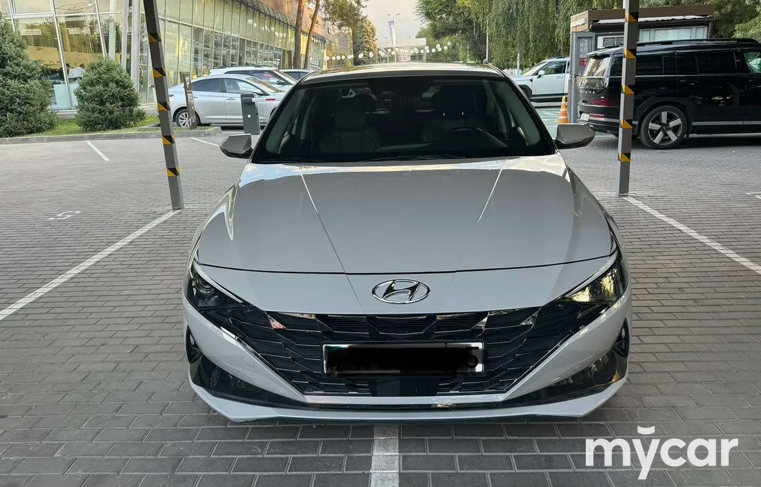 Hyundai Avante 2022