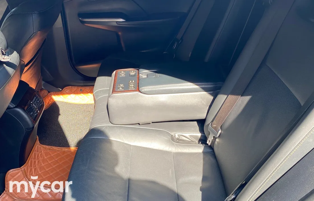 Toyota Camry 2017