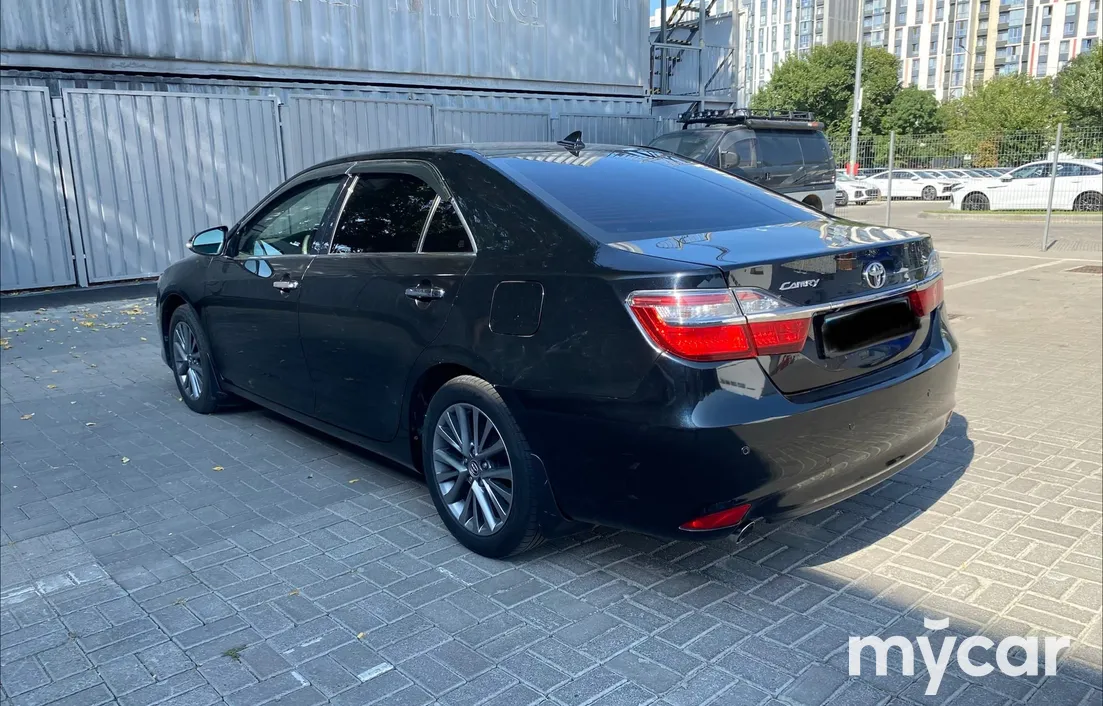 Toyota Camry 2017