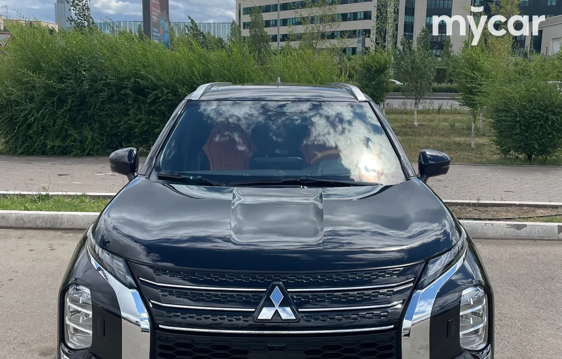 Mitsubishi Outlander 2023