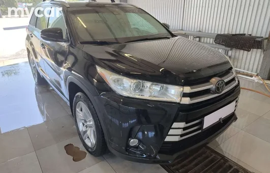 фото Toyota Highlander Новая за 16500000 тенге