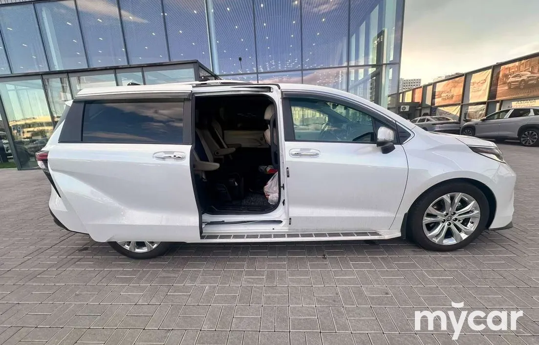 Toyota Sienna 2022