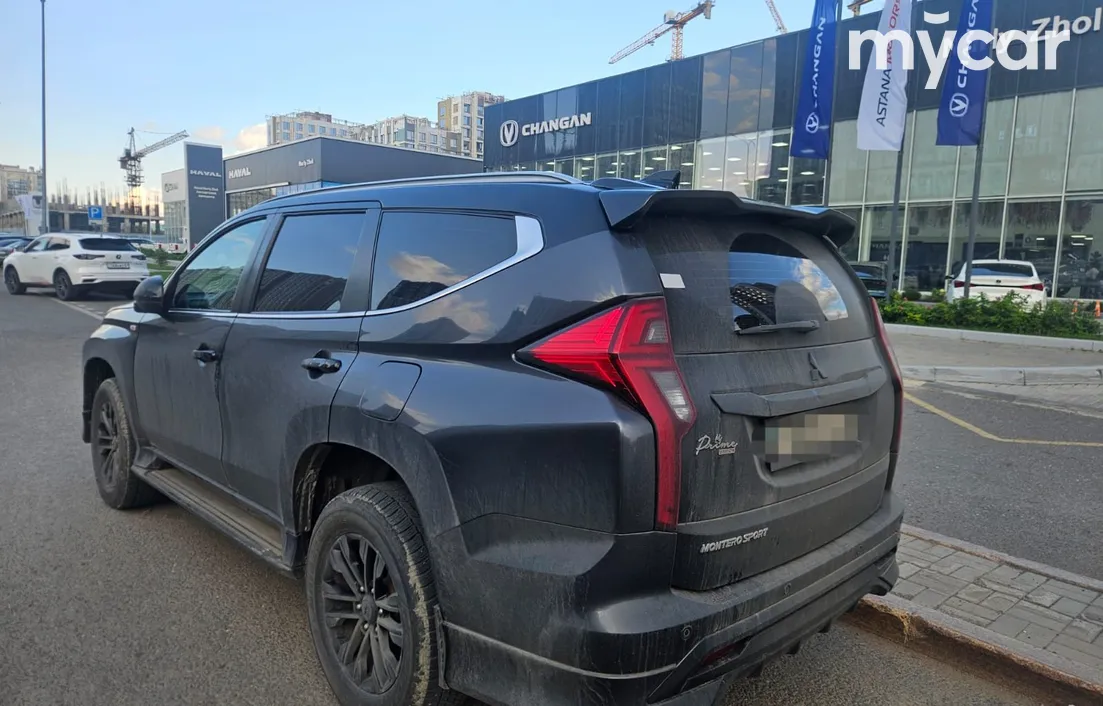 Mitsubishi Montero Sport 2023