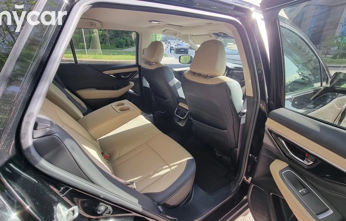 Subaru Outback 2021