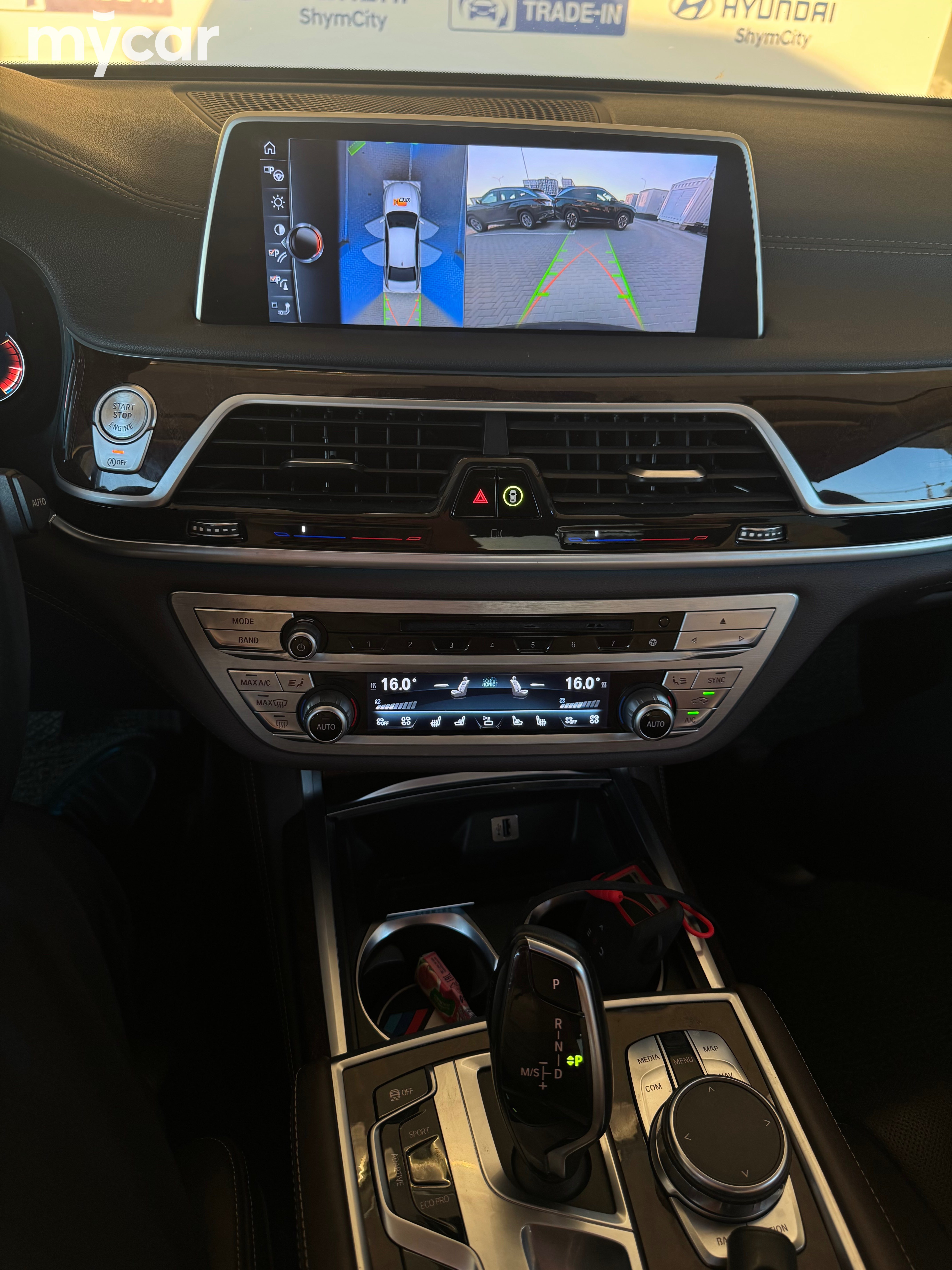 BMW 7 серия 2016