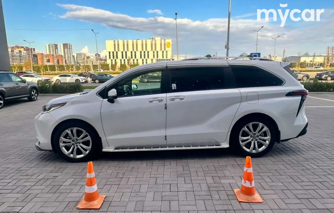 Toyota Sienna 2022