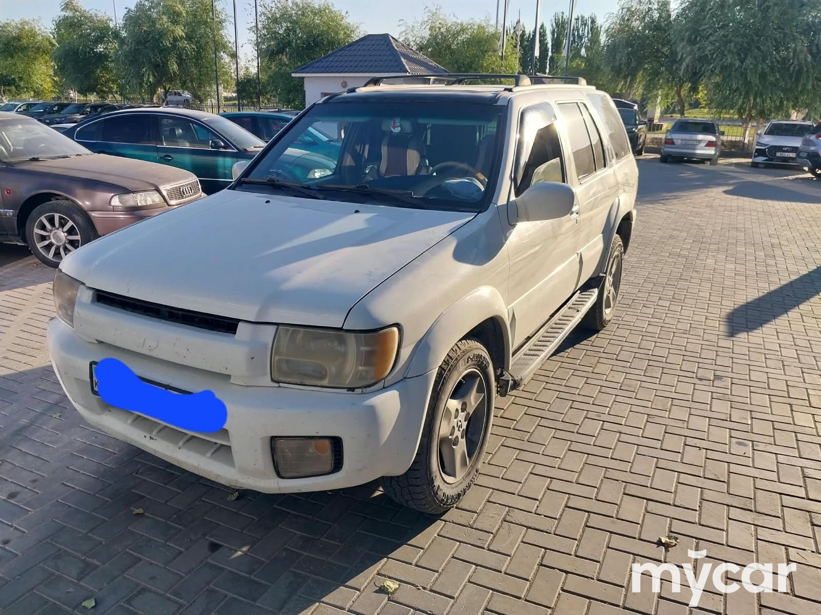 Infiniti QX4 2001