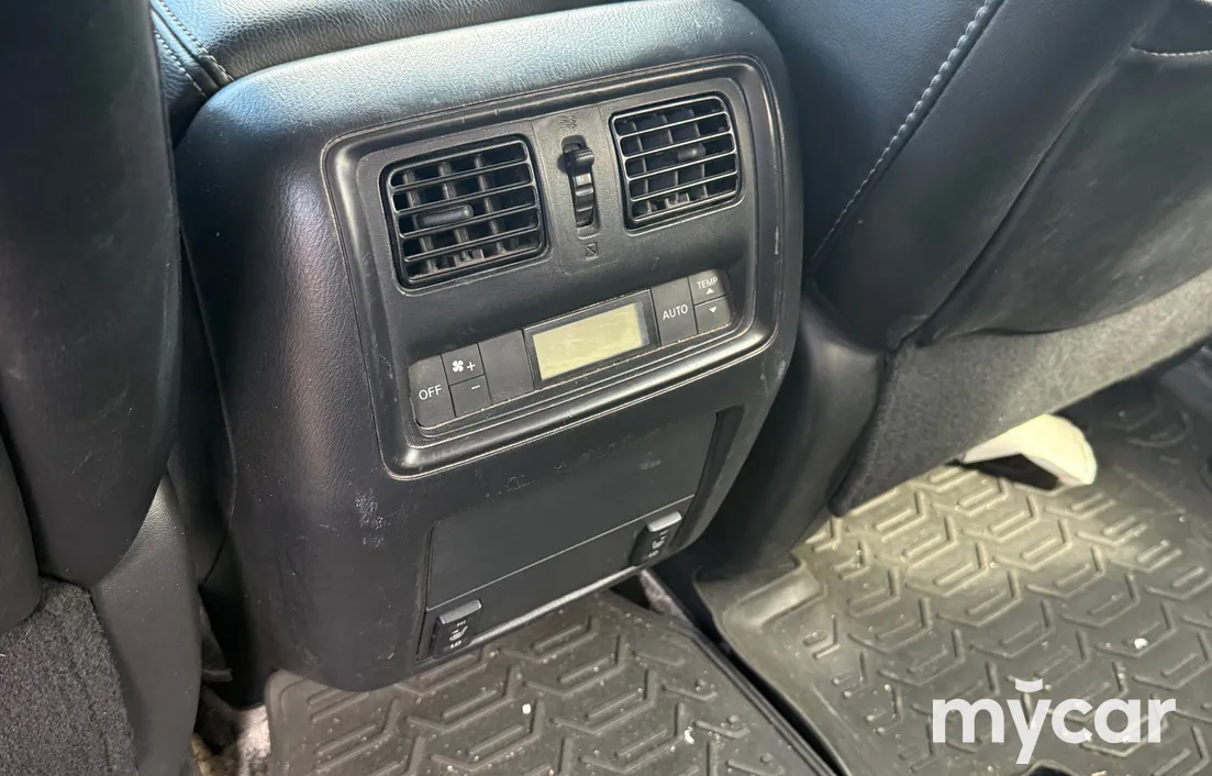 Nissan Pathfinder 2014