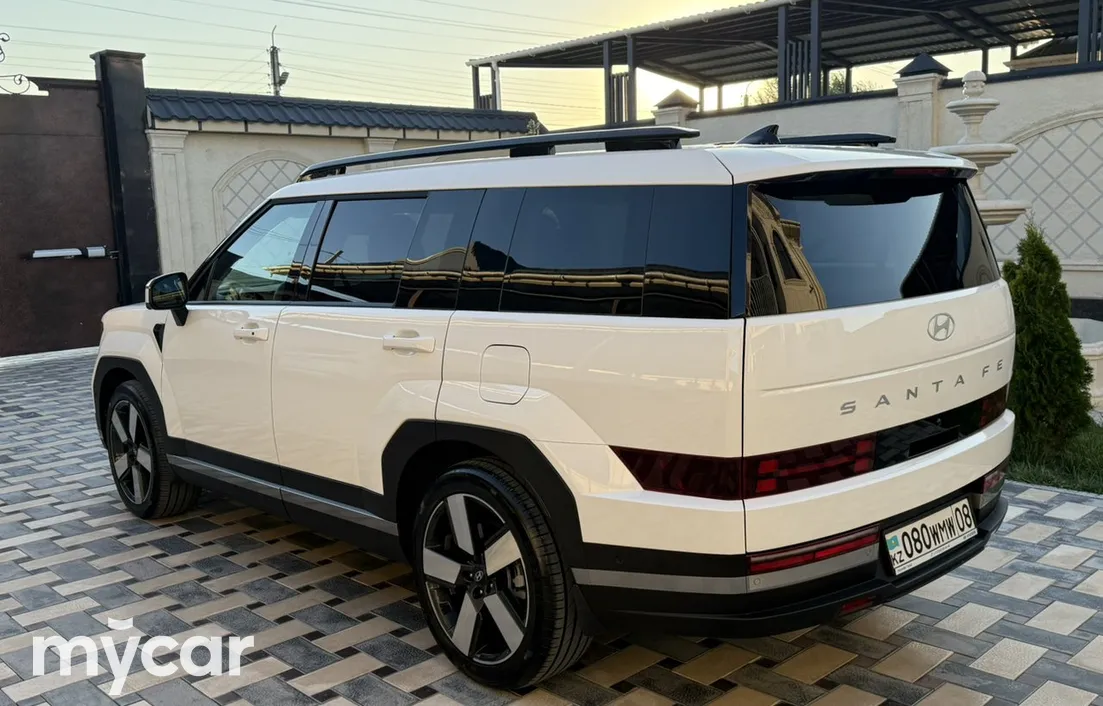 Hyundai Santa Fe 2025