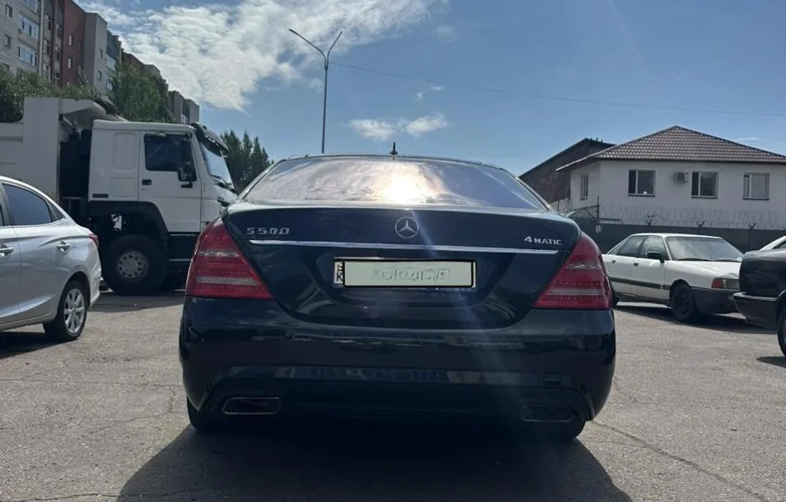Mercedes-Benz S-Класс 2012