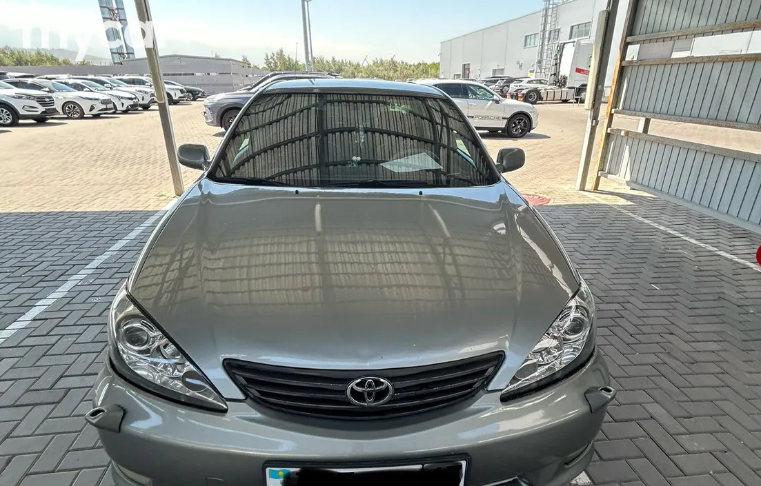 Toyota Camry 2005