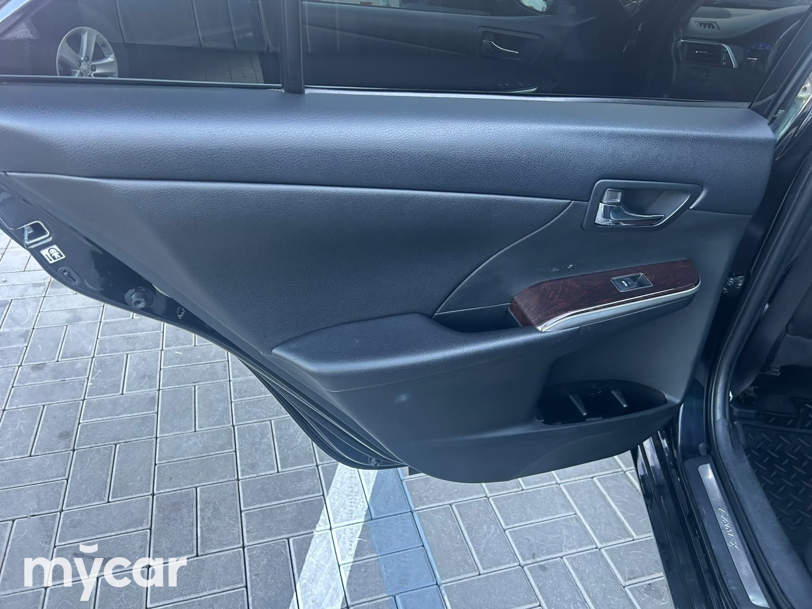 Toyota Camry 2015