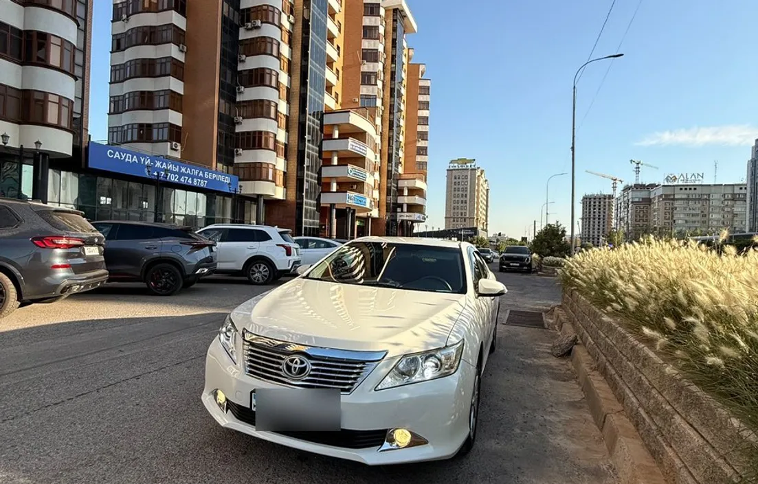 Toyota Camry 2012