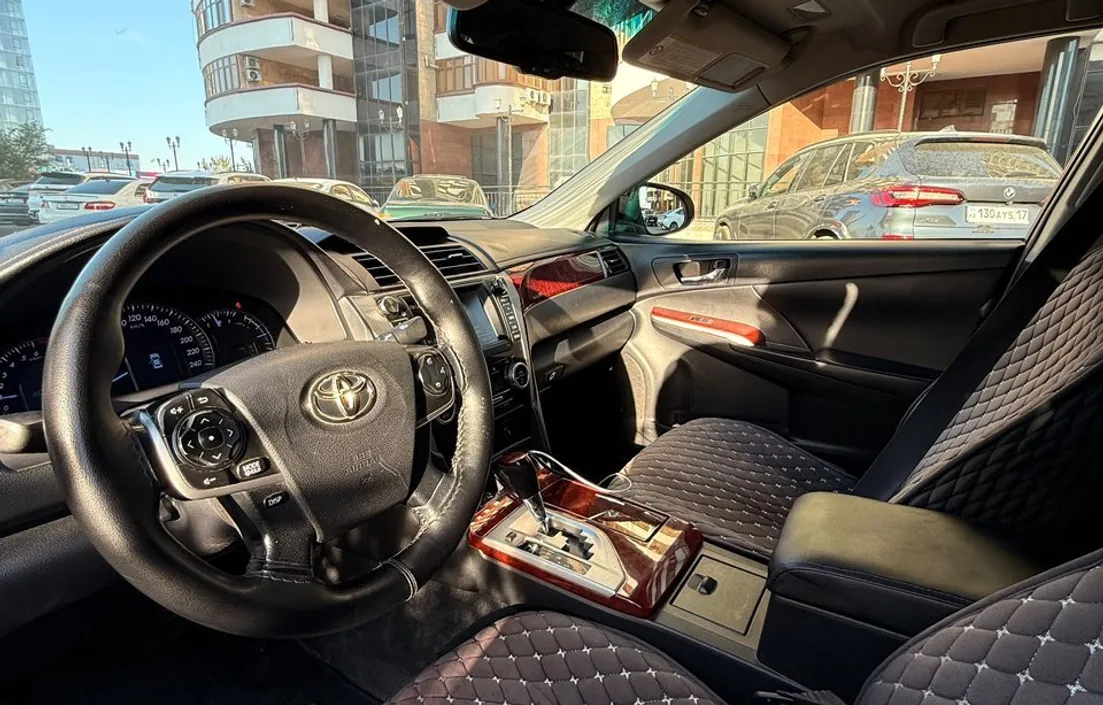 Toyota Camry 2012