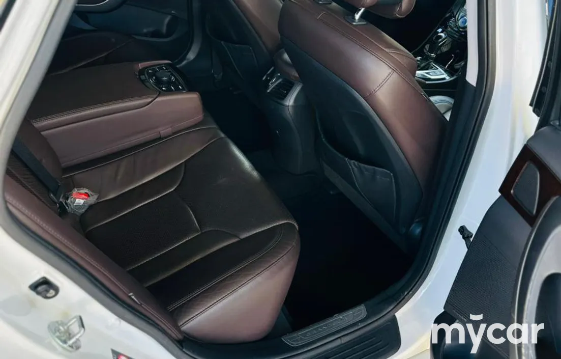 Hyundai Grandeur 2011