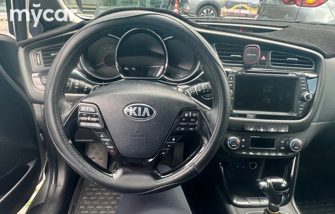 Kia Ceed 2013