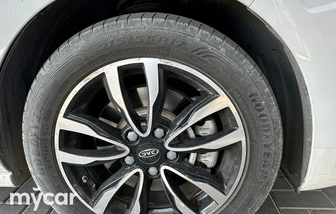 JAC J7 2022