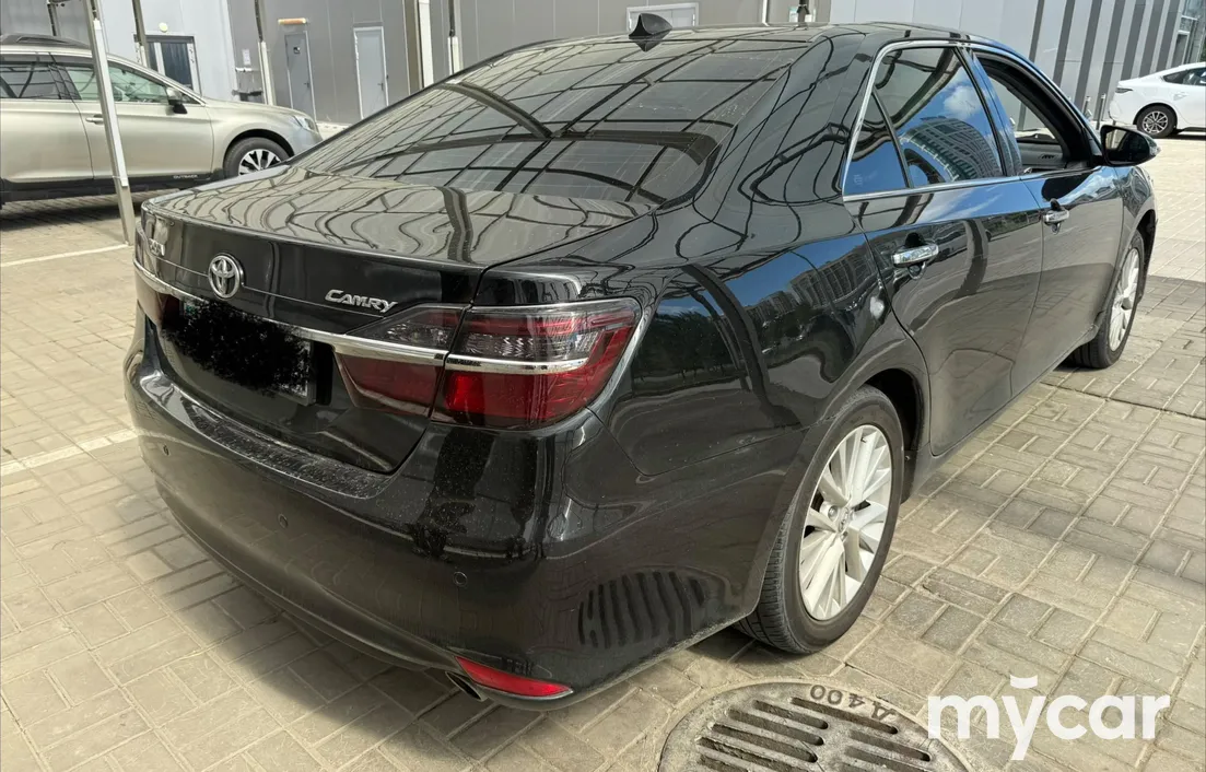 Toyota Camry 2015