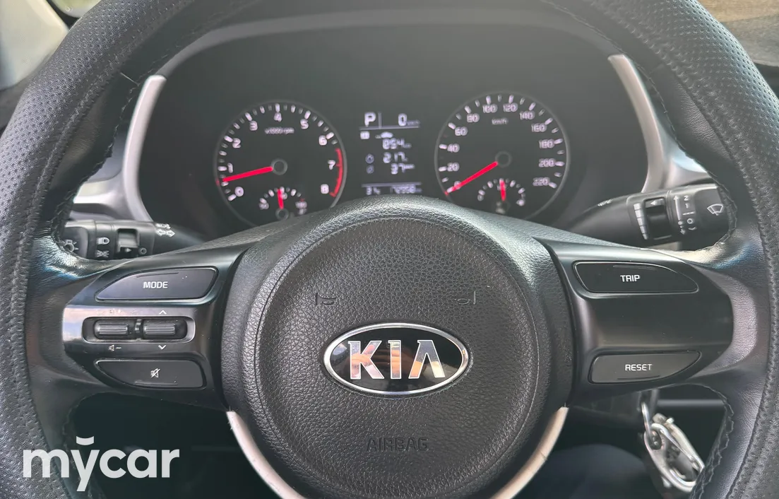 Kia Rio 2021
