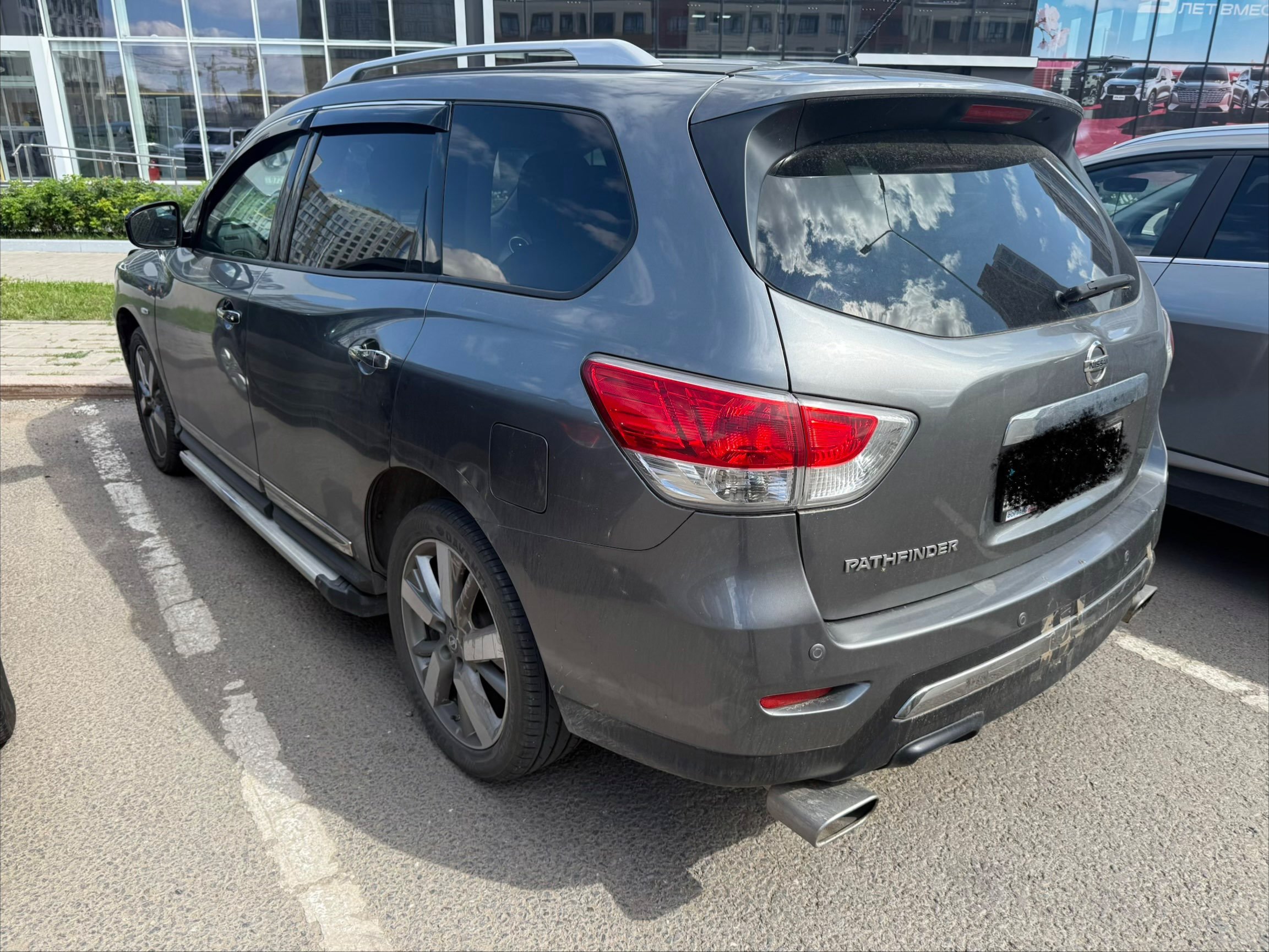 Nissan Pathfinder 2014