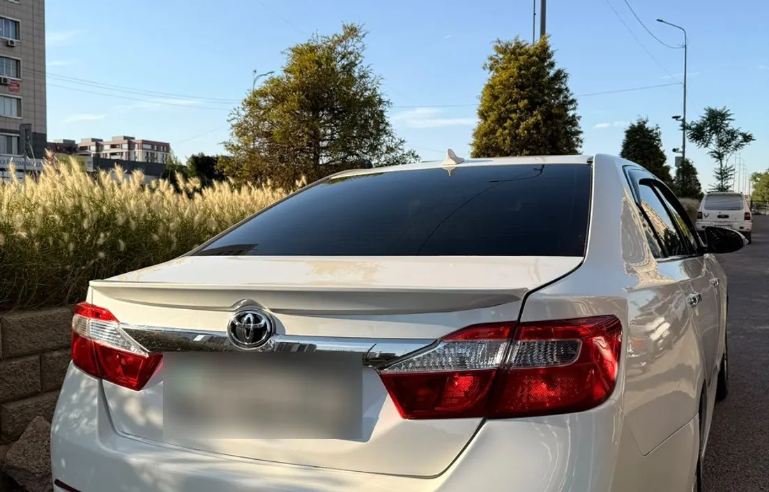Toyota Camry 2012